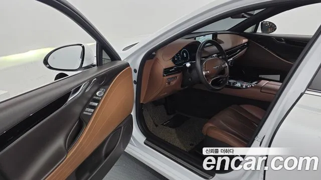 Genesis G80 Бензин 2.5 турбо AWD — Фото автомобиля 8