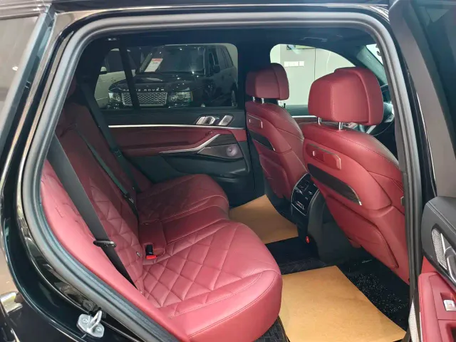 BMW X5 — Фото автомобиля 6