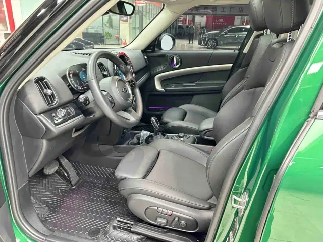 MINI Countryman — Фото автомобиля 16