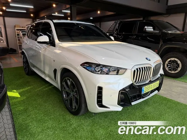 Фотография автомобиля — BMW X5