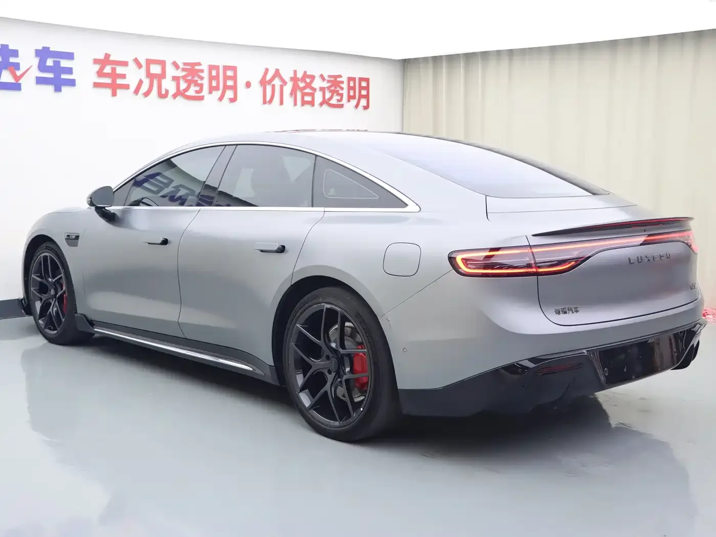 Zhijie Zhijie S7 2024 Max RS AWD Performance — Фото автомобиля 23
