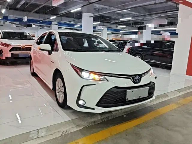 Toyota Corolla — Фото автомобиля 3