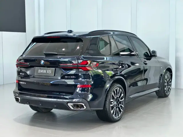 BMW X5 — Фото автомобиля 3