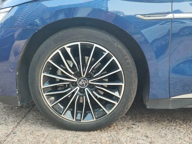 BYD Han — Фото автомобиля 13
