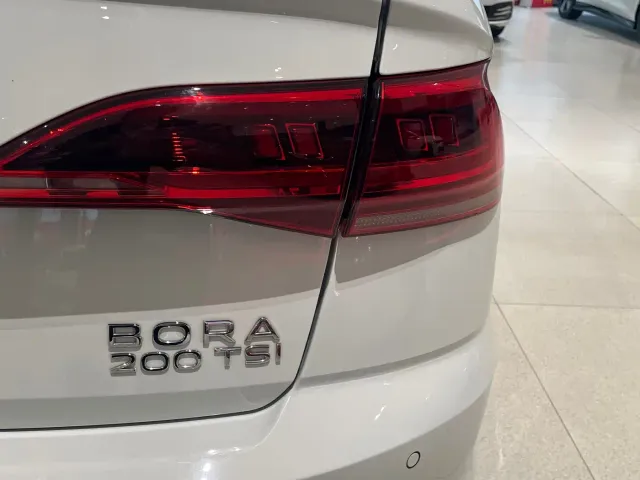 Volkswagen Bora — Фото автомобиля 8