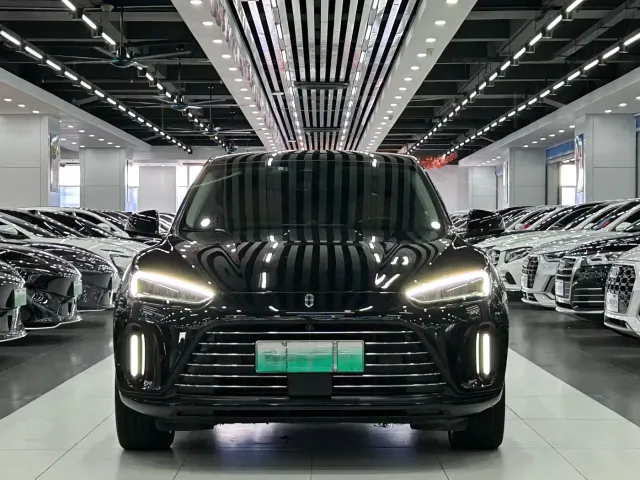 Aito M5 — Фото автомобиля 2