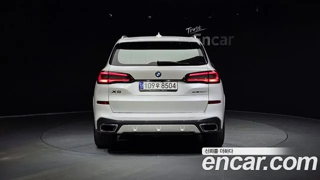 BMW X5 — Фото автомобиля 4