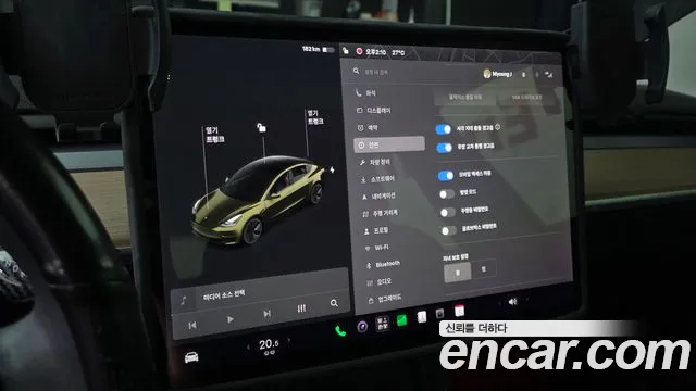 Tesla Model 3 — Фото автомобиля 28