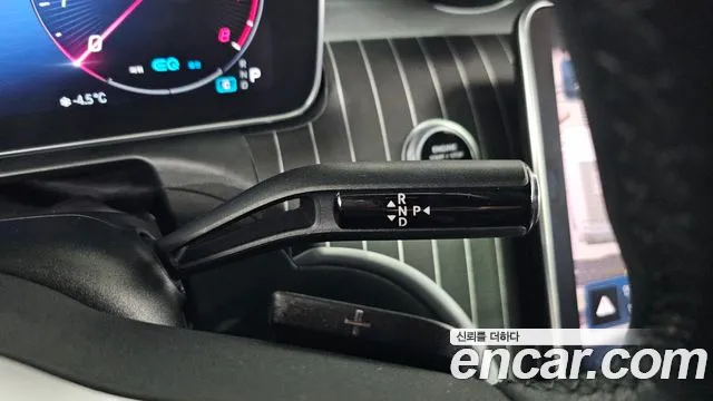 Mercedes-Benz C-Class — Фото автомобиля 9