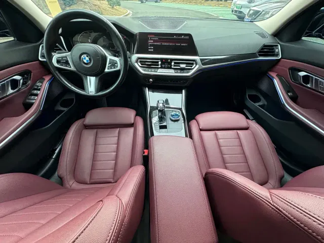 BMW 3 Series — Фото автомобиля 9