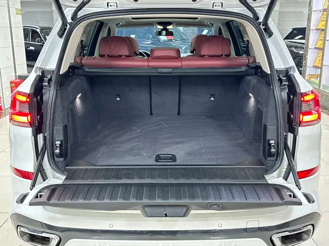 BMW X5 — Фото автомобиля 8