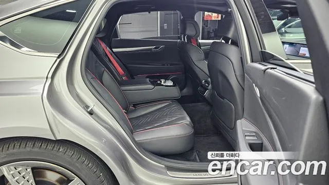 Genesis G80 Бензин 2.5 турбо 2WD — Фото автомобиля 12