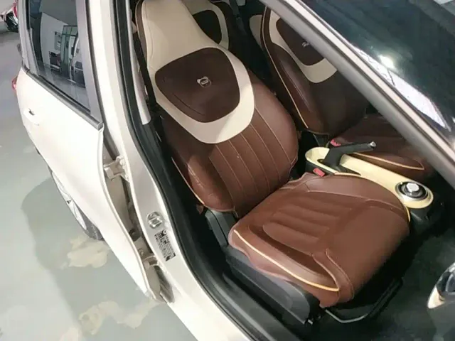Wuling Bingo — Фото автомобиля 19