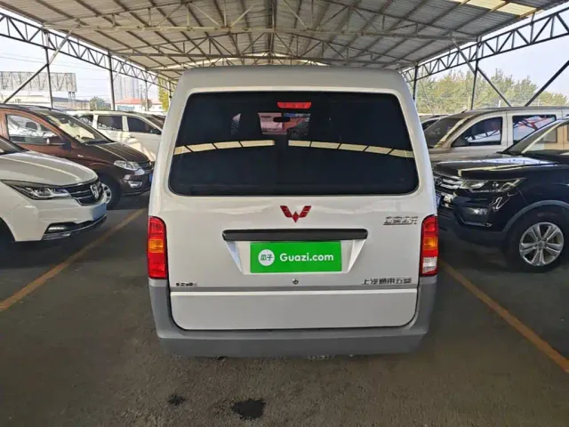 Wuling Zhiguang — Фото автомобиля 5