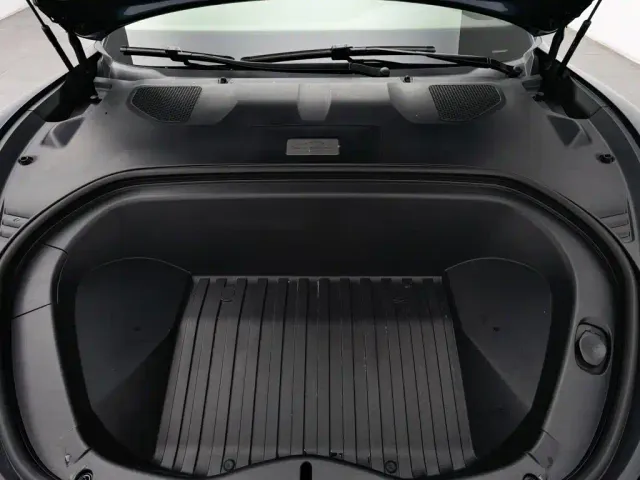 Xiaomi SU7 — Фото автомобиля 6