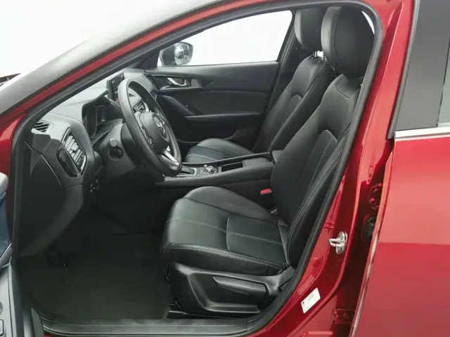 Mazda CX-4 — Фото автомобиля 10