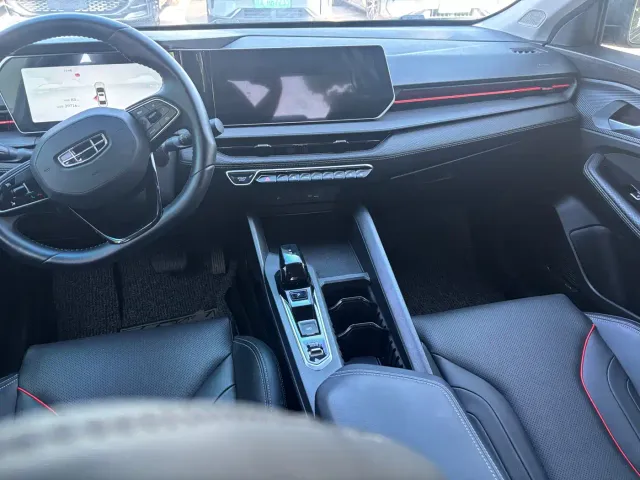 Geely Binrui — Фото автомобиля 5