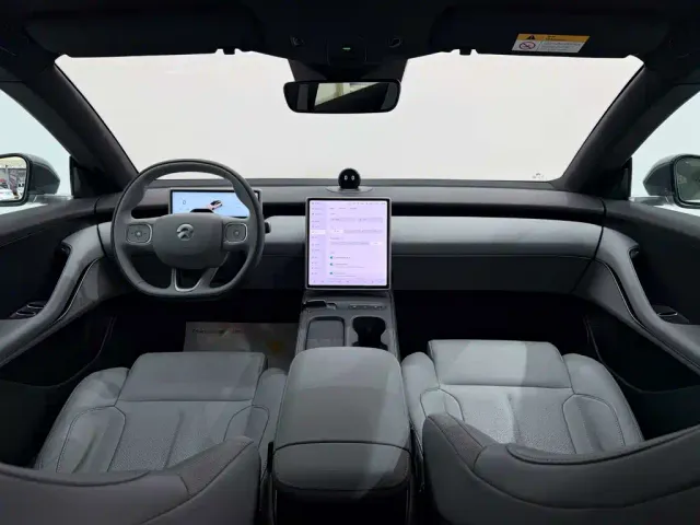 Nio ET5 Touring — Фото автомобиля 10