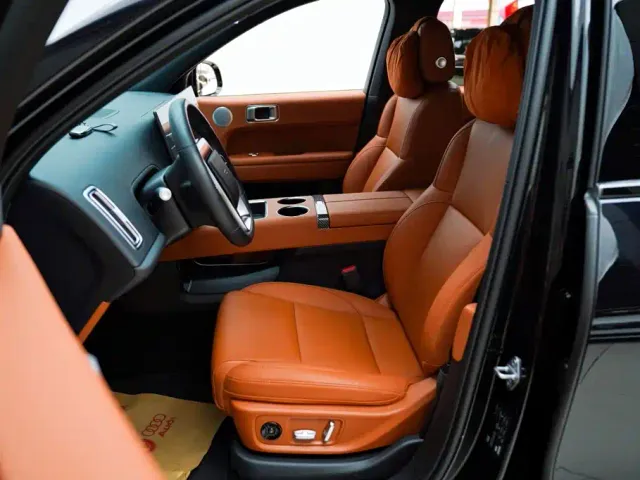 Li Auto L6 — Фото автомобиля 3