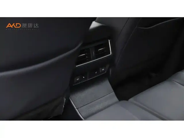Lexus GX — Фото автомобиля 9