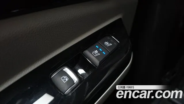 Kia Canival Carnival 4 поколение 7 мест Signature — Фото автомобиля 26