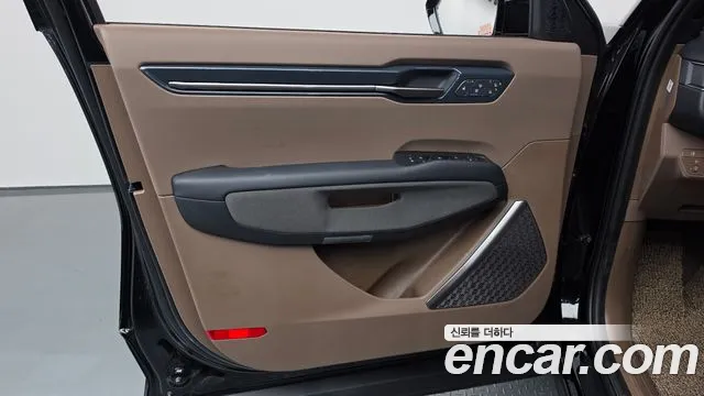 Kia EV9 — Фото автомобиля 24