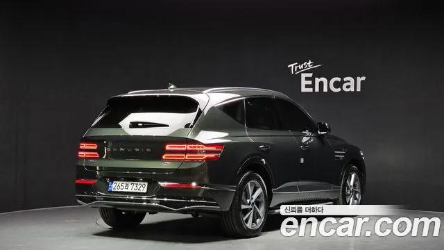 Genesis GV80 2.5T Бензин AWD — Фото автомобиля 2