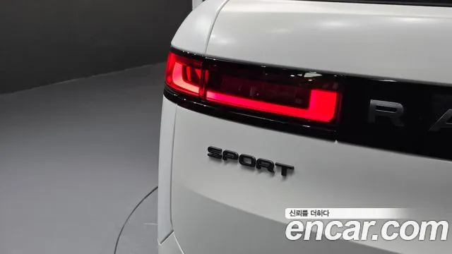 Land Rover Range Rover Sport — Фото автомобиля 19