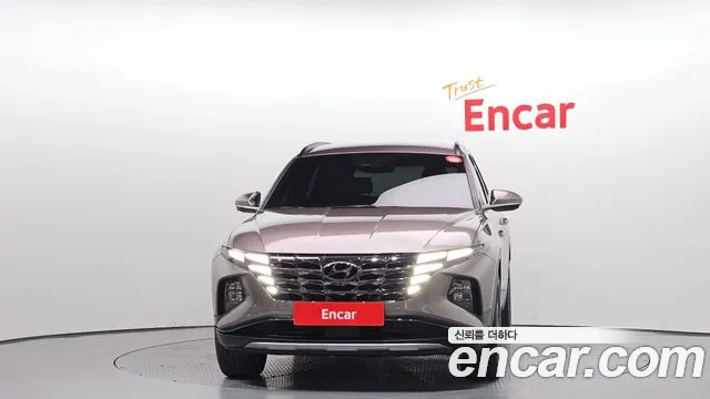 Hyundai Tucson Tucson (NX4) Бензин 1.6 турбо 2WD — Фото автомобиля 17