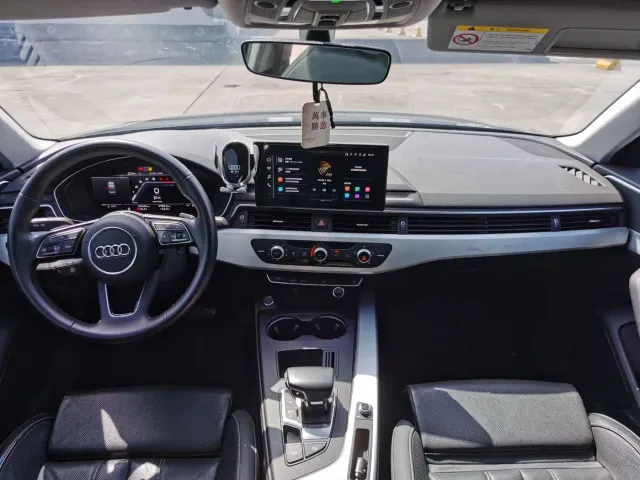 Audi A4L — Фото автомобиля 11