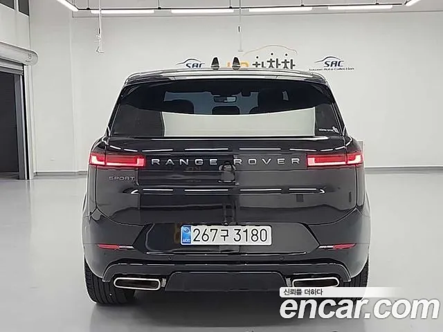 Land Rover Range Rover Sport — Фото автомобиля 3