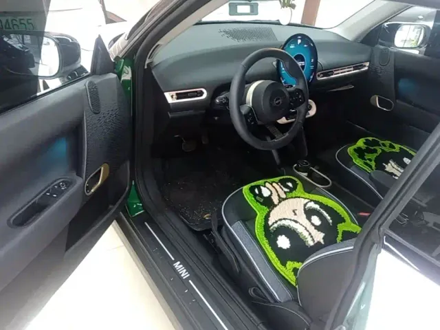 MINI Cooper — Фото автомобиля 15