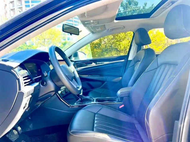 Volkswagen Passat — Фото автомобиля 8