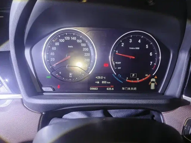 BMW X1 — Фото автомобиля 4