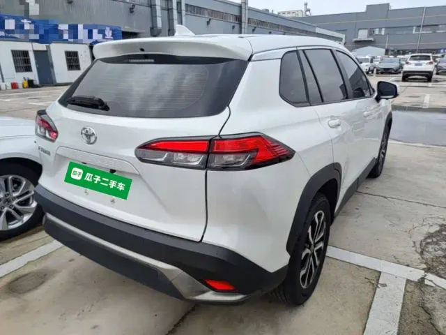 Toyota Frontlander — Фото автомобиля 6