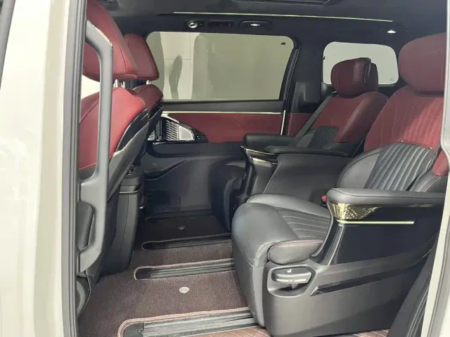 GAC Trumpchi M8 — Фото автомобиля 6