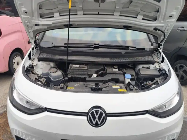 Volkswagen ID.3 — Фото автомобиля 16