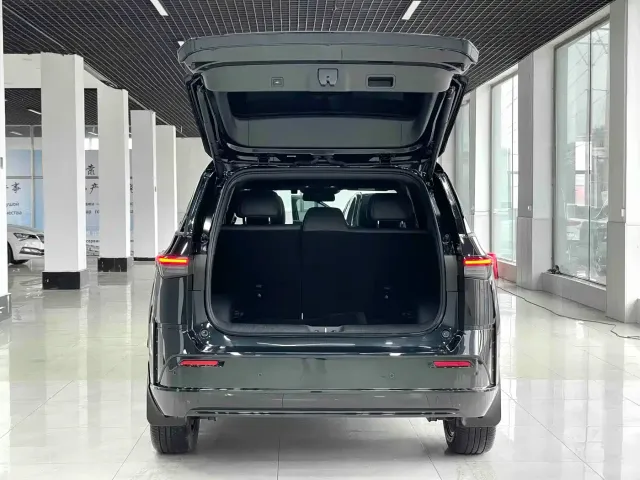 Toyota BoZhi 3X — Фото автомобиля 14