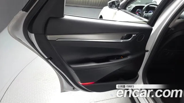 Hyundai Grandeur Новый Grandeur IG — Фото автомобиля 24