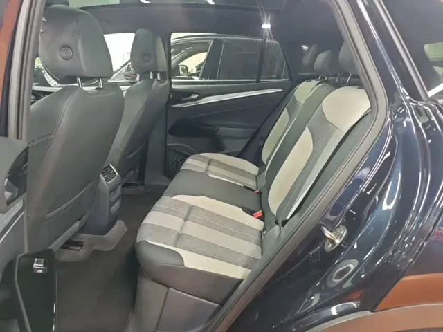Volkswagen ID.4 Crozz — Фото автомобиля 16