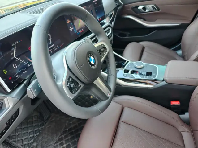BMW 3 Series — Фото автомобиля 9