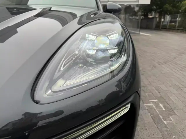 Porsche Macan — Фото автомобиля 7