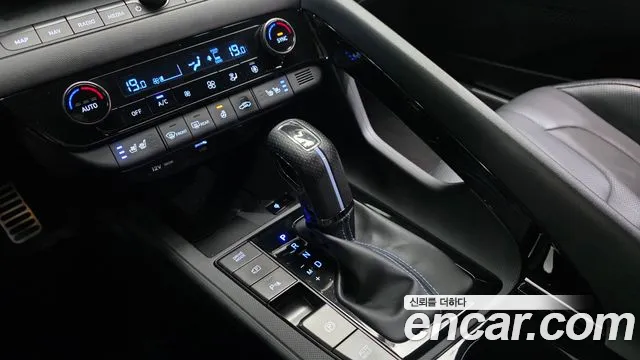 Hyundai Avante CN7 — Фото автомобиля 9