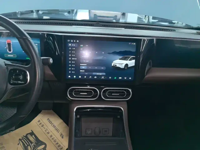 Leapmotor Leapmotor C01 2023 525 Comfort Edition — Фото автомобиля 12