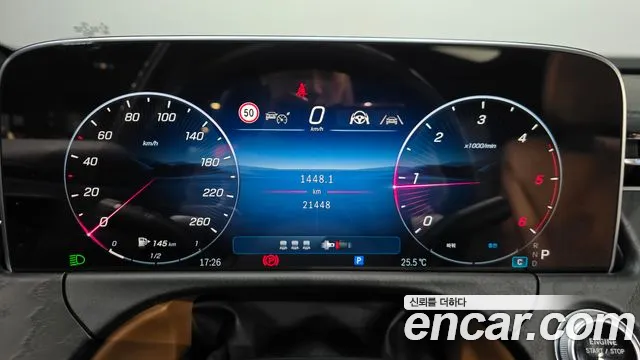 Mercedes-Benz E-Class — Фото автомобиля 8