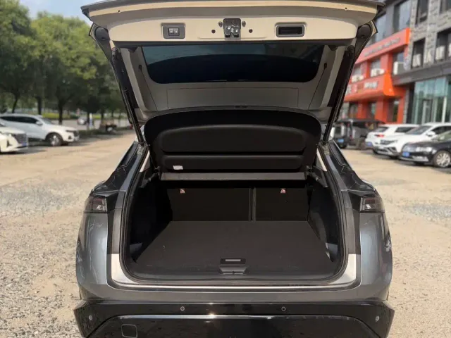 Nissan Ariya — Фото автомобиля 14