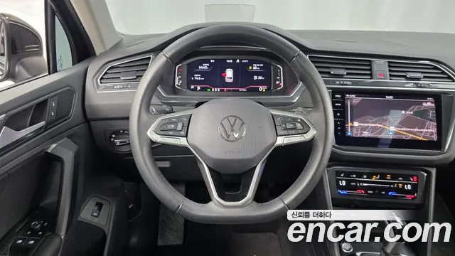 Volkswagen Tiguan Generation 2 — Фото автомобиля 13