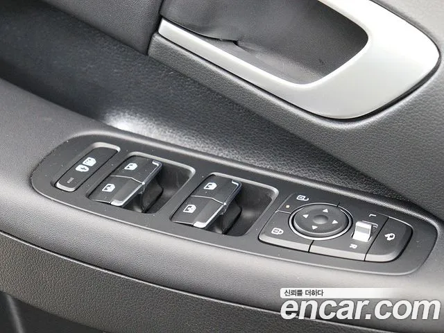 Hyundai Sonata — Фото автомобиля 14