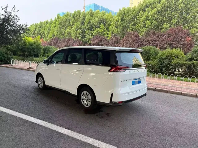 Maxus G50 — Фото автомобиля 4