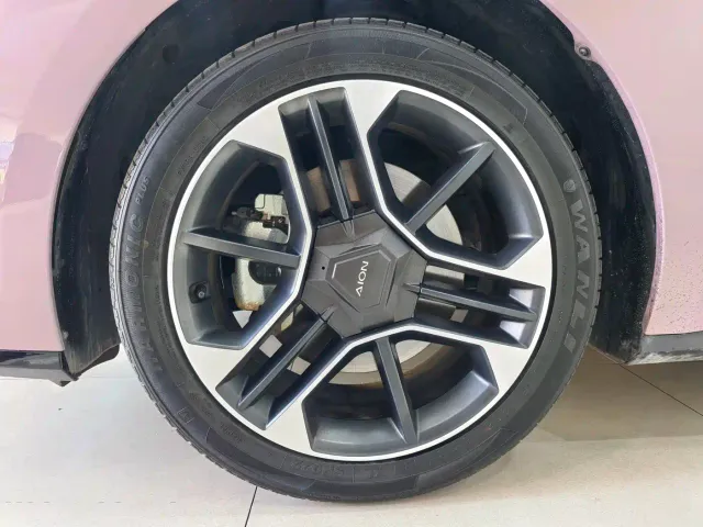 GAC Aion RT — Фото автомобиля 11